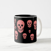 ピンクのスカルのマグ ツートーンマグカップ (正面右)