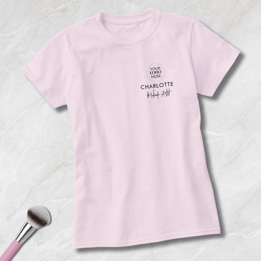 ピンクのスクリプトロゴ メイクスタッフ Tシャツ