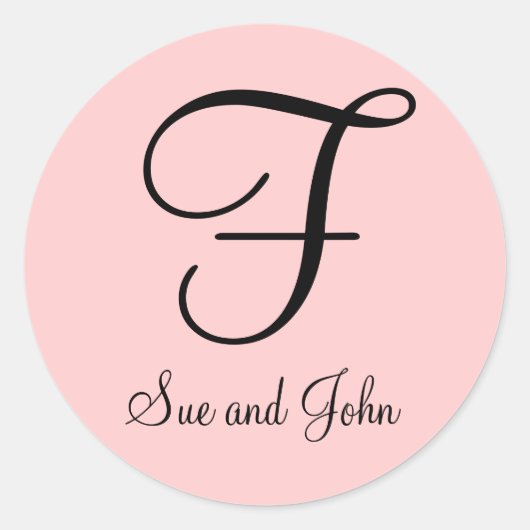 ピンクのステッカーの名と最後のイニシャルブラック ラウンドシール (正面)