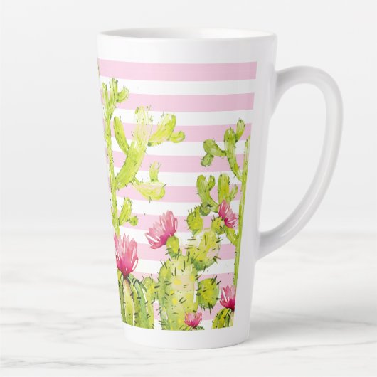 ピンクのストライプがプリントされたコリンカ カクタスウォーターカラー カフェラテマグ (右)