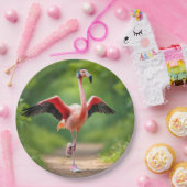 ピンクのスニーカーとハイトップを持つフラミンゴジョギング ペーパープレート (パーティー)