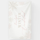 ピンクのスノーフレーク冬のオネダーランド1歳の誕生日 横断幕 (縦)