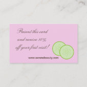ピンクのスパの女の子のきゅうりのスパのマッサージの名刺 割引カード (裏面)
