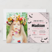 ピンクのスパイダーハロウィーン誕生日招待状と写真 招待状 (正面)