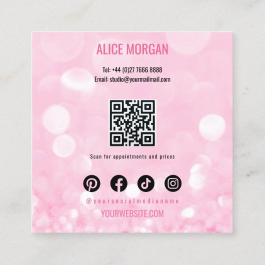 ピンクのスパークリーなメイクアップアーティストグラマー《写真》ぼけ味続編QR スクエア名刺 (裏面)