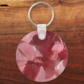 ピンクのゼラニウム：ほぼ無地のライトピンク キーホルダー (正面)