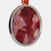 ピンクのゼラニウム：ほぼ無地のライトピンク メタルオーナメント (右)