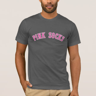 ピンクのソックス(kickballのチーム)のTシャツ Tシャツ