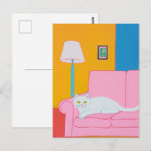 ピンクのソファに座った白猫 ポストカード (正面/裏面)