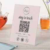 ピンクのソーシャルメディアQRコードのビジネスロゴ 台座サイン (インサイチュ)