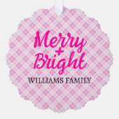 ピンクのタータンチェックメリークリスマスブライトファミリー名 オーナメントカード (正面)