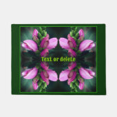 ピンクのターレヘッドの花をクローズアップパーソナライズされた ドアマット (正面)