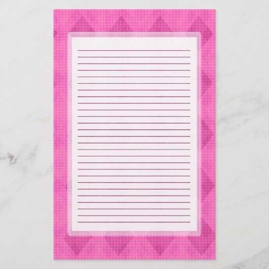ピンクのダイヤモンドによって並べられる文房具 便箋 (正面)