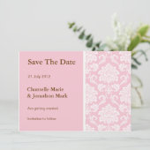 ピンクのダマスク セーブ・ザ・デート カード (スタンド正面)