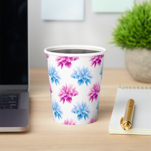 ピンクのダリア、ブルーダラ、花のパターン、花 紙コップ (インサイチュ)