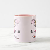 ピンクのチアリーダーのTシャツおよびギフト ツートーンマグカップ (中央)