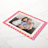 ピンクのチェック柄 カラフルなレトロなクリスマスの写真 箔シーズンカード (回転した状態)