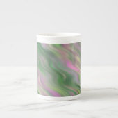 ピンクのチューリップの波状テクスチャ ボーンチャイナマグカップ (正面)