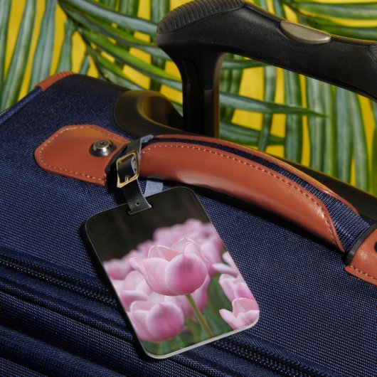 ピンクのチューリップの荷物タグ ラゲッジタグ (正面インサイチュ1)