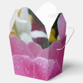 ピンクのチューリップフラワーテイクアウト特典ボックス フェイバーボックス (オープン)