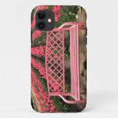 ピンクのチューリップ付きベンチ Case-Mate iPhoneケース (裏面)