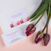 ピンクのチューリップ白いダマスクの背景 名刺