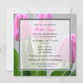 ピンクのチューリップ花のブライダルシャワー招待状。 招待状 (正面)