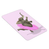 ピンクのツツを持つ象 マグネット (右側)