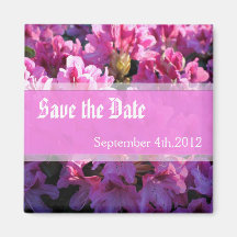 ピンクのツツジの花の低木の結婚式のSave the Date