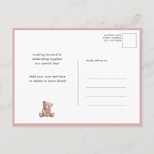 ピンクのテディ我々は心から女の子の赤ちゃんシャワーを待つことができる インビテーションポストカード (裏面)