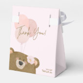 ピンクのテディ我々は心から女の子の赤ちゃんシャワーを待つことができる フェイバーボックス (裏面サイド)