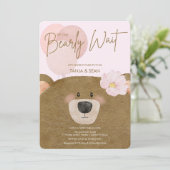 ピンクのテディ我々は心から女の子の赤ちゃんシャワーを待つことができる 招待状 (スタンド正面)