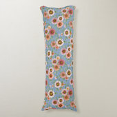 ピンクのデイジーかわいらし花の模様（青） ボディピロー (正面縦)