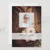 ピンクのデイジーとカウボーイブーツお祝いの生活 招待状 (正面)