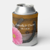ピンクのデイジーと馬蹄地方の結婚式 缶クーラー (缶正面)