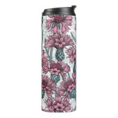 ピンクのトウモロコシの花、白い上に野生の花 タンブラー (回転左)