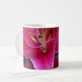 ピンクのトウヨウユリの花 コーヒーマグカップ (正面左)