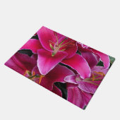ピンクのトウヨウユリの花 ドアマット (アングル)