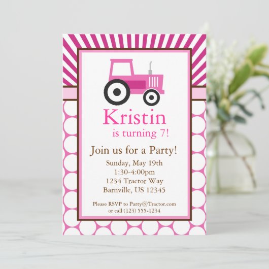 ピンクのトラクターの農場の誕生会の招待 招待状 (スタンド正面)