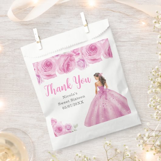 ピンクのドレスの花のプリンセス スイート16 フェイバーバッグ (クリップ留めされた状態)