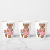 ピンクのドレスを着た乳がん認識度クマ 紙コップ