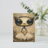 ピンクのドレスを着た愛らしいエイリアン ポストカード (スタンド正面)