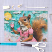 ピンクのドレスを着た愛らしいリス 薄葉紙 (クラフト)