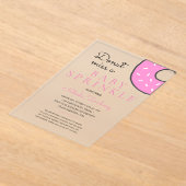 ピンクのドーナツベビー散水女の子ベビーシャワー アクリル招待状 (レイダウン)