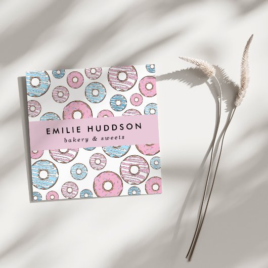ピンクのドーナツ、ブルードーナツ、ケーキ屋、ペストリーショップ スクエア名刺