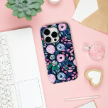 ピンクのネイビーブルーフローラブーケ水彩パターンC Case-Mate iPhone 14 PROケース<br><div class="desc">これモダンと水エレガント色のパターンは、トレンディーと女性に最適スタイリッシュである。ダークネイビー絵を描ブルーの背景の上にハンドベリーピンク、赤面ピンク、ネイビーブルー、パステルブルー、ネオンイエロー、ティール（緑がかった色）グリーンの花とパタ葉ーンのパターンを備えている。夏とアート春のガーリー間に最適なデザインはかわいらし、繊細で甘い。ラ・フェメユニークムのアーティスト、レイチェル・マ絵を描テニーが、このユニークなデザインの手でスタイリズ。***重要なデザイン注：一致する製品要求、色変更、配置変更、その他の変更要求などのカスタムデザイン要求についてクリックは、「MESSAGE」ボタンをクリックするか、設計者に直接lafemme.art@gmail.com宛てに電子メールを送信してください。あなたは彼女に完全なデザインと新しい要求をカスタム電子メールで送ることができる。</div>