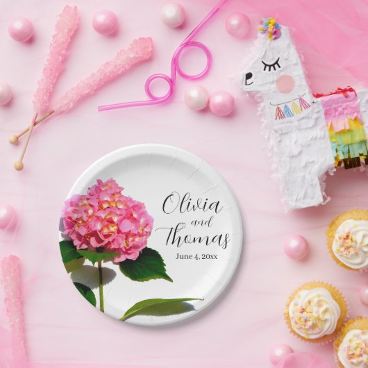 ピンクのハイドランジアとピンクの花とピンクのバラ ペーパープレート (パーティー)