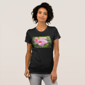 ピンクのハイビスカスフラワー Tシャツ (正面フル)