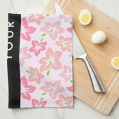 ピンクのハイビスカス、ピンクの花、あなたの名前 キッチンタオル (四つ折り)