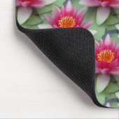 ピンクのハスの水生植物 マウスパッド (コーナー)